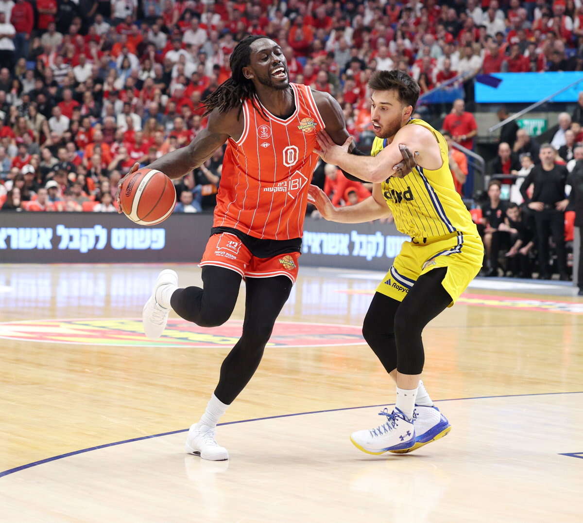 מכבי והפועל תל אביב מחכות: הביקור הקריטי של היורוליג בישראל
