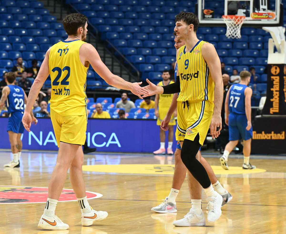 בדבר אחד, מכבי תל אביב נותנת להפועל נוקאאוט מוחלט