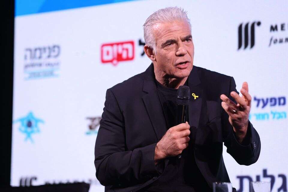 יו"ר האופוזיציה יאיר לפיד בוועידת "ישראל בונה חוסן" , לירון מולדובן