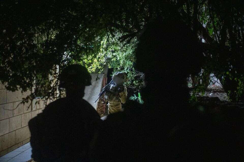 מבצע אכיפה בחברון לאחר הפיגוע בגוש עציון , דובר צה"ל