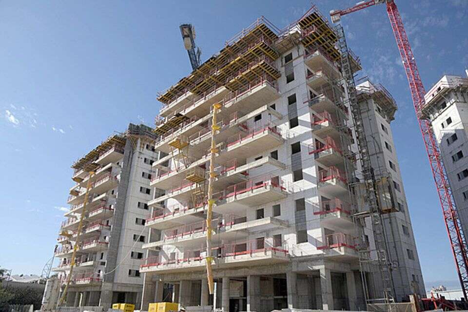 הסתיר ממשקיעים את פשיטת הרגל - למרות האזהרות: אישום נגד בעלי קבוצת הנדל