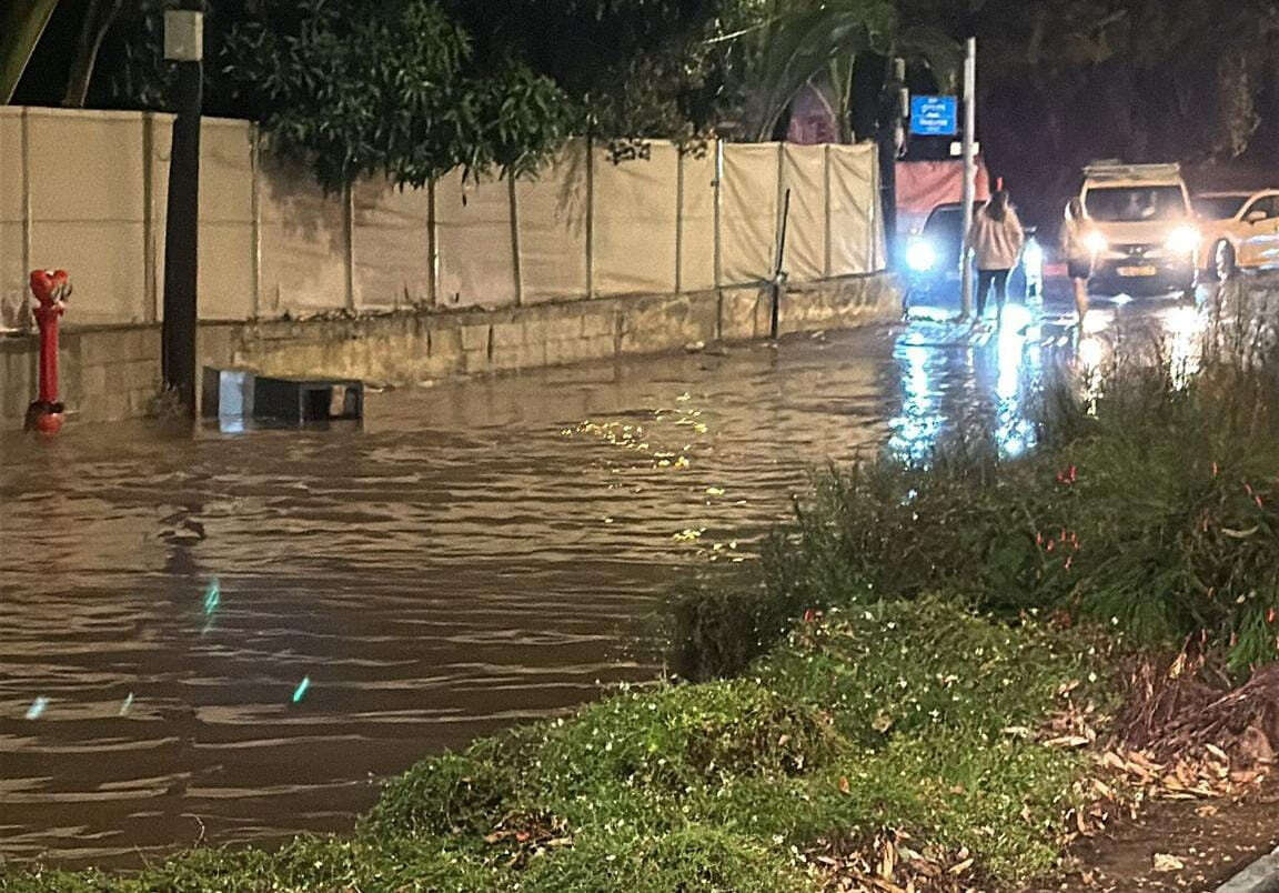 חשש להצפות וסופות רעמים: הסופה "ביירון" כבר כאן