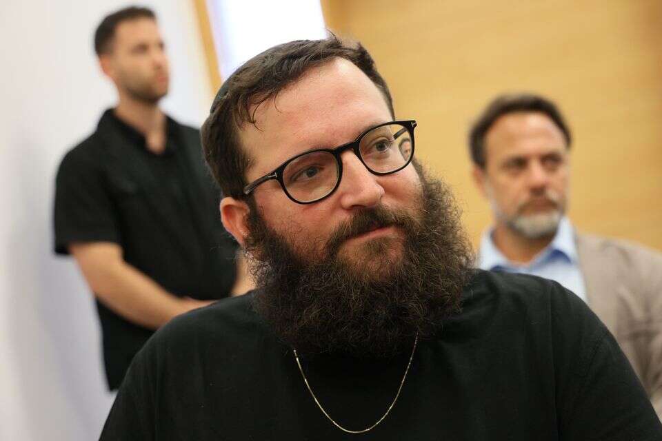 דיווח: אוריך היה שותף למסרים שהעביר פלדשטיין לטובת קטאר