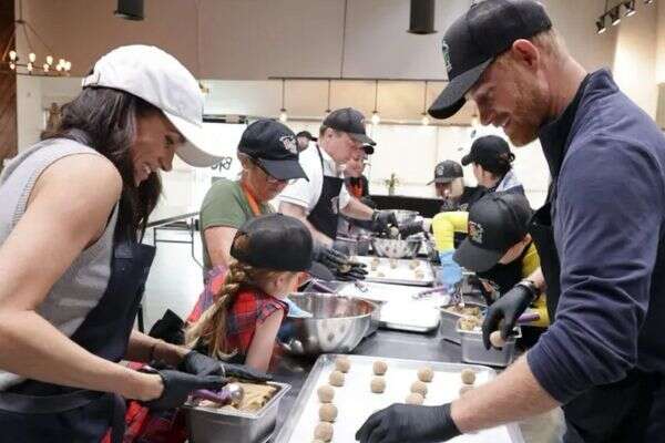 הארי ומייגן במטבח , Eric Charbonneau for The Archewell Foundation