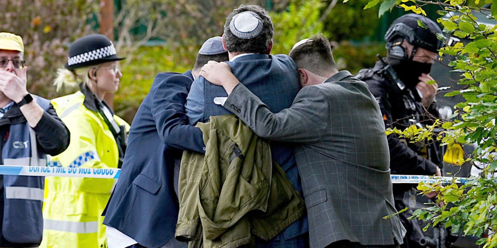 זירת הפיגוע בבית הכנסת במנצ'סטר , אי.פי