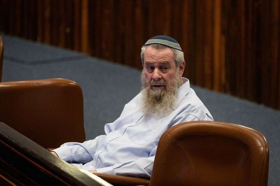 ח"כ אבי מעוז , אורן בן חקון