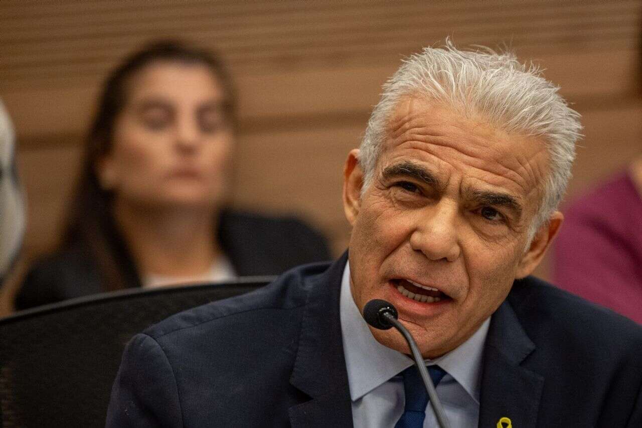 Lapid against the government: "Instead of focusing on the war - they are engaged in ridiculous politics"