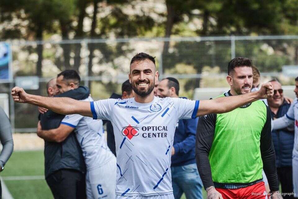 ענר שכטר חוגג , פרטי