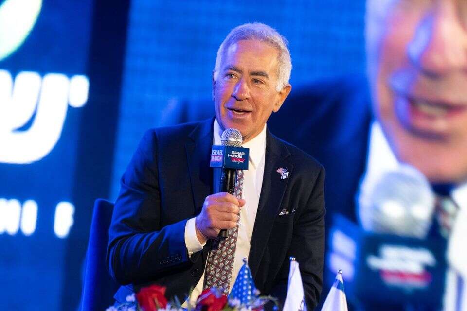 "הנאה של מאות אלפי אנשים נהרסה על ידי מיעוט קטן של שונאים"