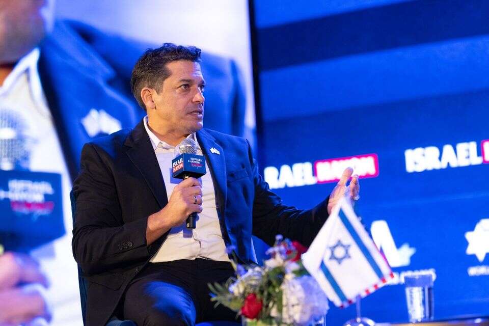שר התפוצות עמיחי שיקלי. "הקהילות היהודיות לא רוצות להיות מזוהות במחלוקות הפוליטיות האלה" , ניר אריאלי 
