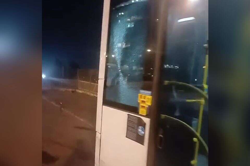 ניפוץ השמשה
, דוברות המשטרה