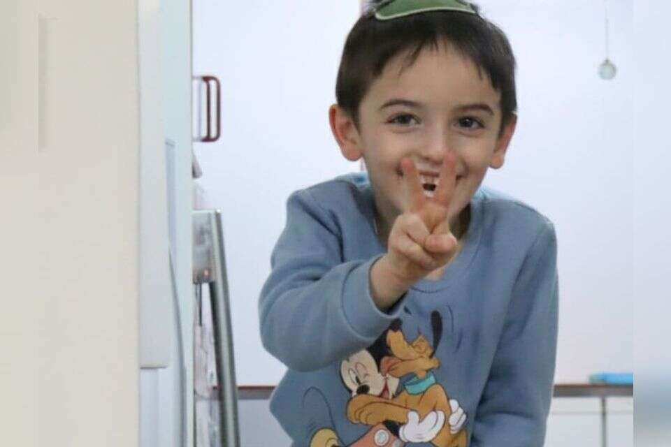 אריאל בן ה-6 הלך לעולמו מסיבוך נדיר של שפעת, והציל 6 נפשות עם תרומת איבריו , באדיבות המשפחה