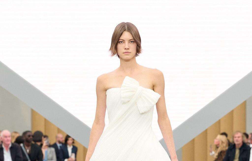 זהו צבע השנה של פנטון - כך הוא ישפיע על הבגדים שלנו