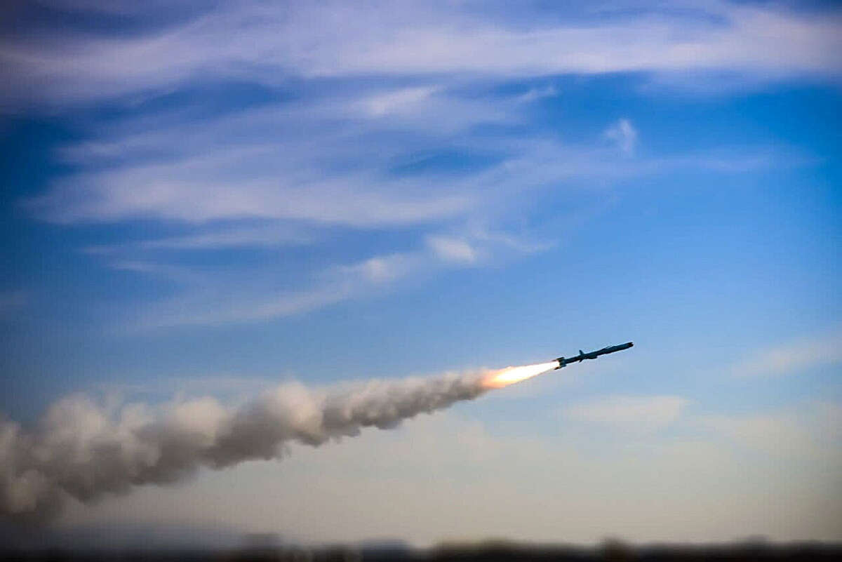 שיגור טילי שיוט, תרגיל ״נגד טרור״ ואיום: ״כל טעות תיענה״ | התיעוד מאיראן