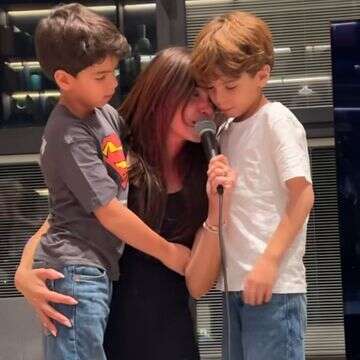 "זה מחריד": הצילומים מהחגיגה של מיכל הקטנה לילדיה עוררו סערה