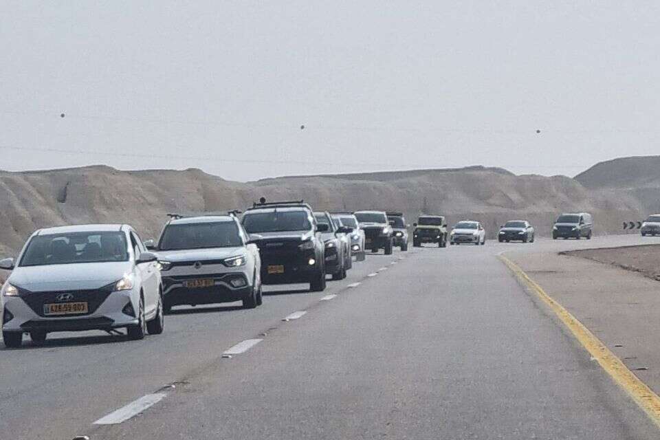 עומסים בכביש 90 , טלי בריל
