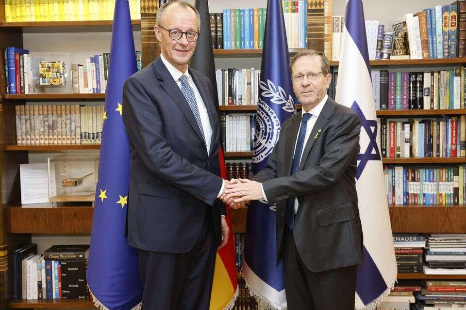 הנשיא הרצוג נפגש עם קנצלר גרמניה , יוסי זמיר