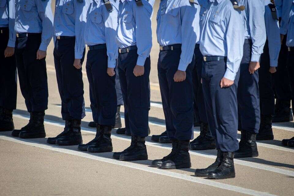 צוערי קורס טיס (ארכיון) , אורן בן חקון
