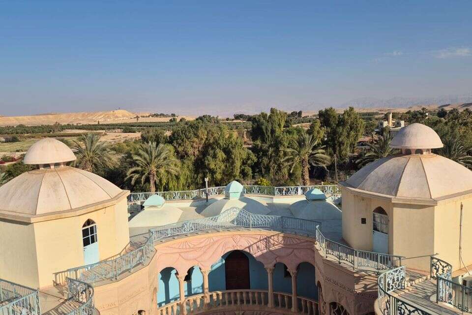 בלי מסכים. קיבוץ נאות סמדר , סהר אברהמי