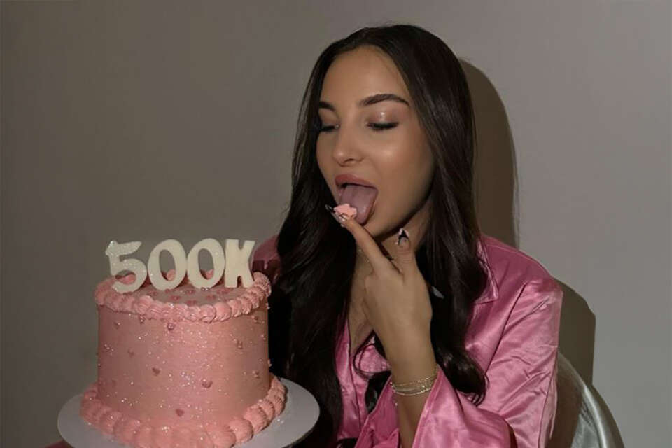 אחרי מיה דגן - משפיענית נוספת חושפת: "הוא גנב ממני והפסיק לענות"