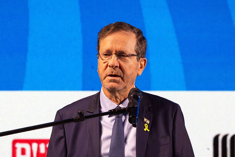 הנשיא יצחק (בוז'י) הרצוג' , אורן בן חקון 