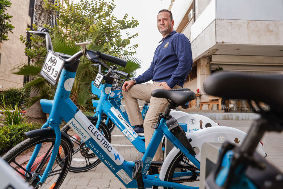 "לא נוכל להמשיך עוד הרבה זמן": האם יש עתיד לאופניים השיתופים בישראל?  