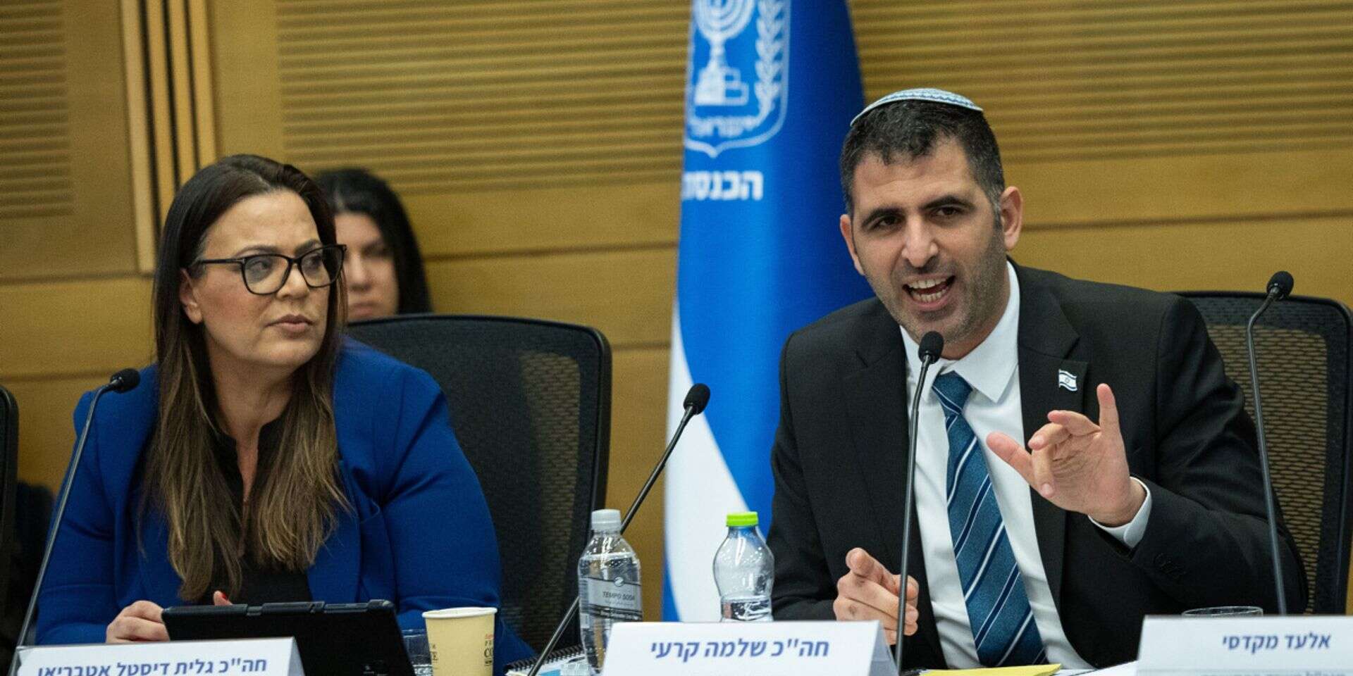 דיון על חוק התקשורת של קרעי עם גלית דיסטל אטבריאן , אורן בן חקון