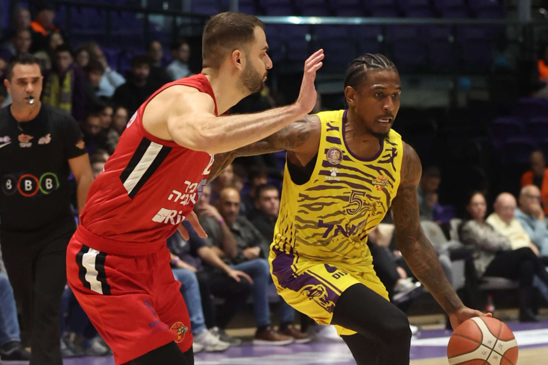 הפועל חולון התאוששה ממחצית חלשה, וניצחה 82:92 את הפועל גליל עליון