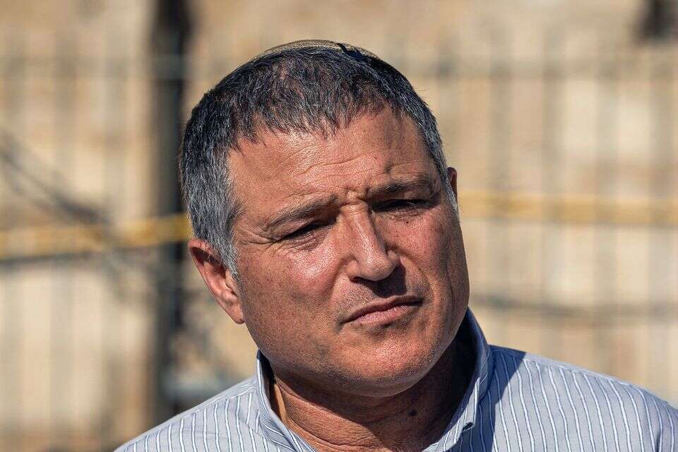 דוד זיני , אורן בן חקון