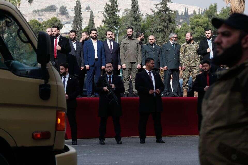 חשש בחיזבאללה: א-שרע ינצל את המלחמה עם איראן