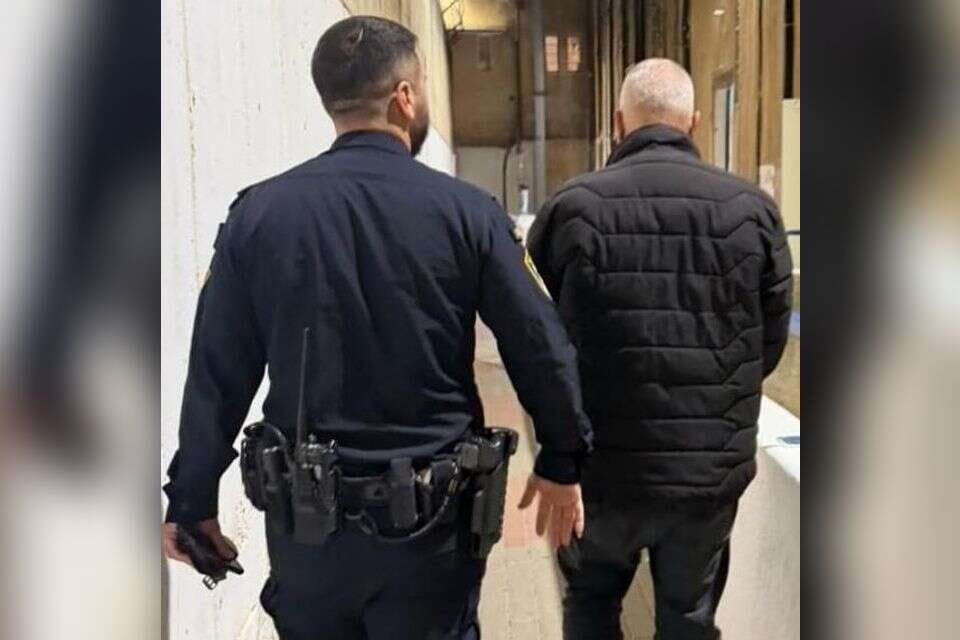 מעצר בחשד לאיומים (ארכיון) , דוברות המשטרה