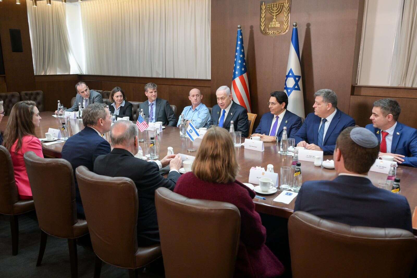 נקבע תאריך לפגישת טראמפ-נתניהו, רה"מ וצוותו נועדו עם נציגי הנשיא