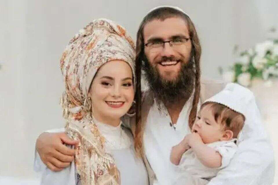 יהונתן לובר ז"ל עם משפחתו , באדיבות המשפחה