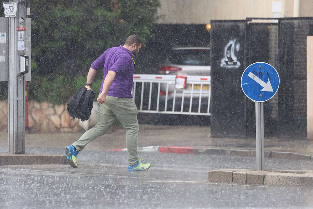 סופת ביירון: אזורי החוף מובילים במשקעים - זו השיאנית עד עכשיו