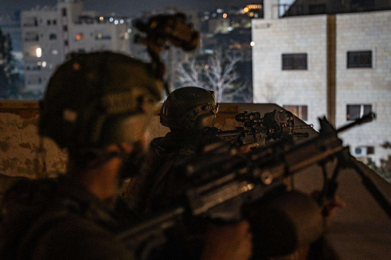 כוחות צה"ל פועלים במרחב טולכרם , דובר צה"ל