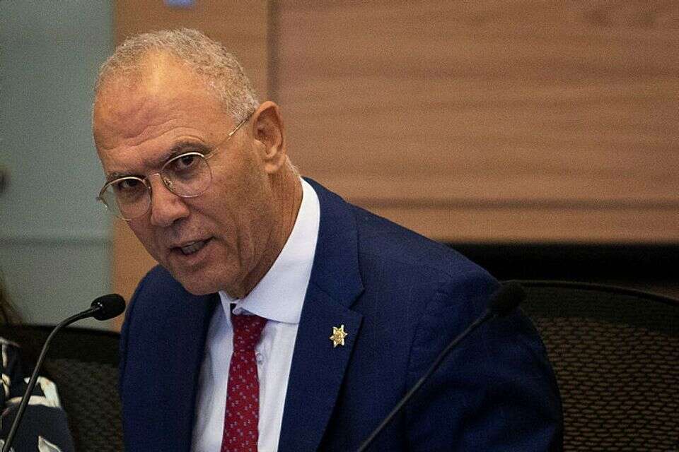 יוסי שלי  , אורן בן חקון