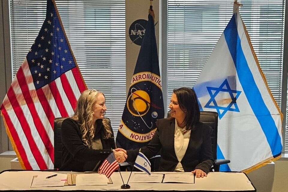 בדרך לאסטרונאוטית ישראלית ראשונה: נחתם הסכם שיתוף פעולה עם נאס"א