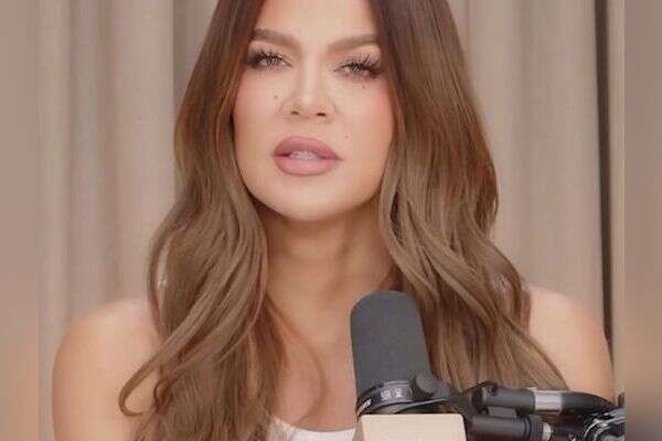 קלואי קרדשיאן בפודקאסט שלה , צילום מסך