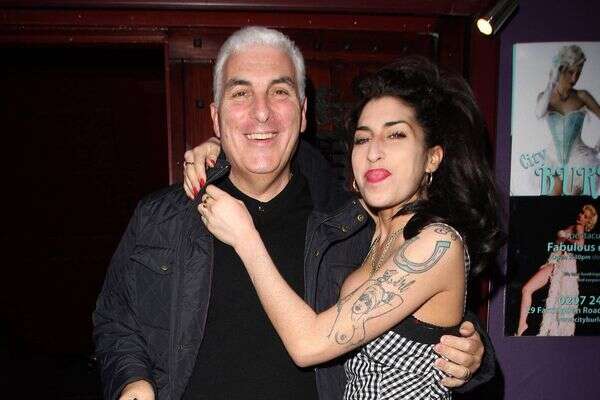 איימי ווינהאוס ואביה מיץ' , Fred Duval/FilmMagic