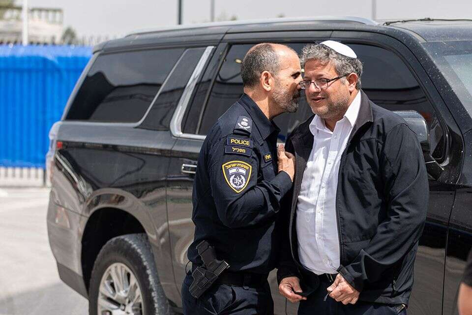 Ben Gvir works to appoint a close associate, the commissioner opposes: the battle for the sensitive position in the police
