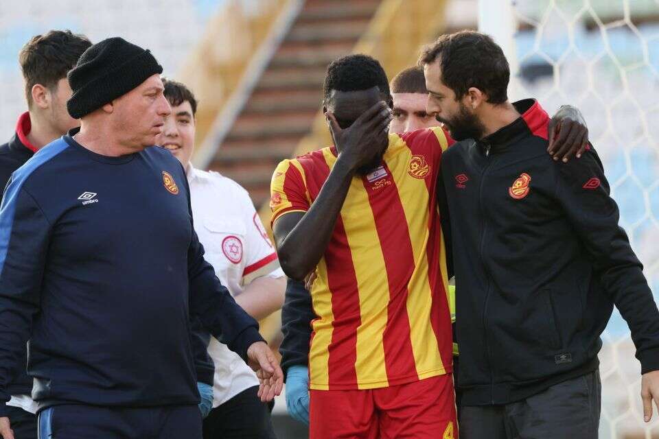 טימוטי אוואני. אירוע מבהיל
, דני מרון