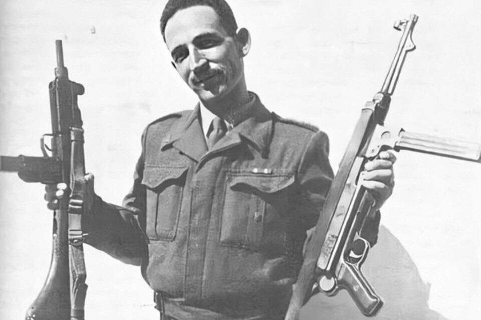 עוזיאל גל והעוזי , באדיבות עידו גל