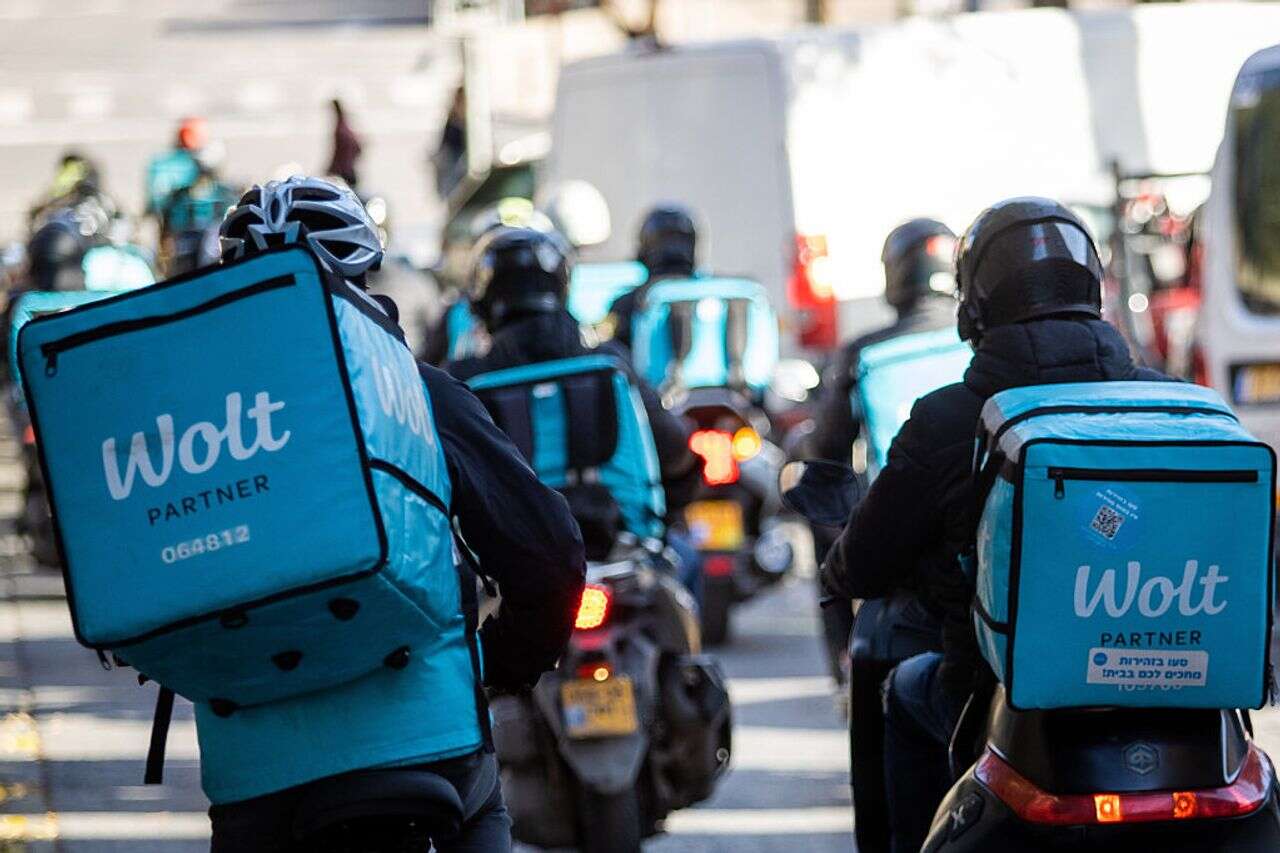 Walt announces: The service will be discontinued today at this time