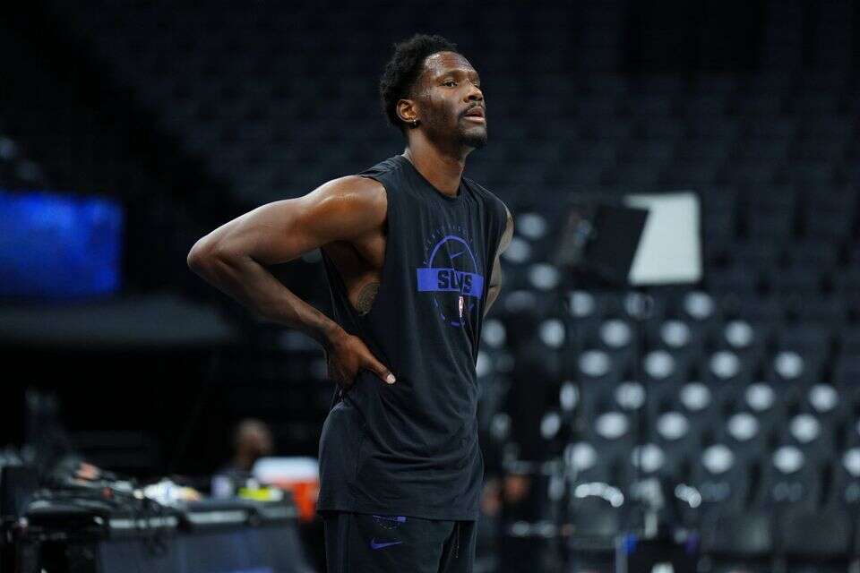 Nigel Hayes Davies chose Hapoel Tel Aviv - and not because of the money