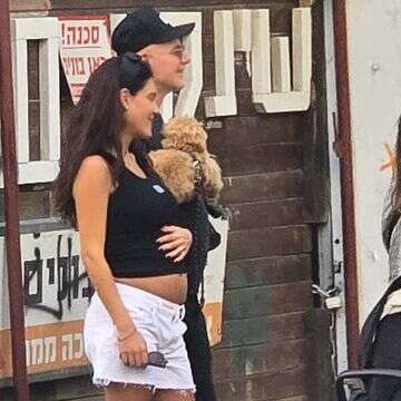 פפראצי: שלמור שטרוזמן עם בטן הריונית