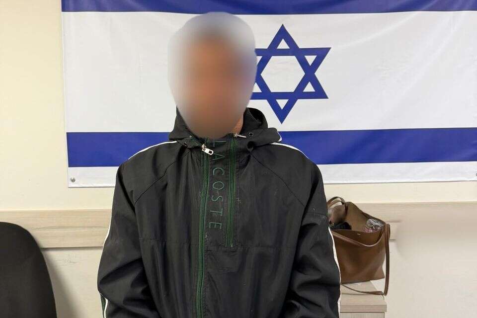 הסרטון שעלה ביוקר: תושב מזרח ירושלים נעצר לאחר שתועד רוקד על ניידת