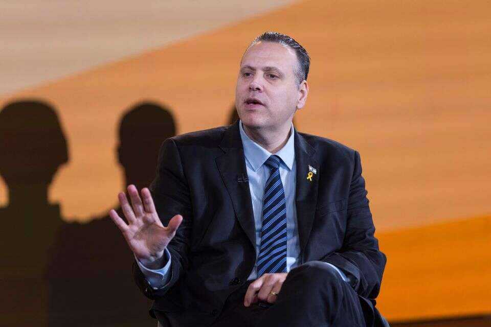 ״מצפים ממיקי זוהר לפעול ללא תנאים פוליטיים״