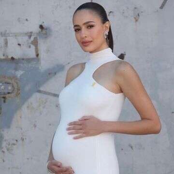 כך קראה לוסי איוב לבתה