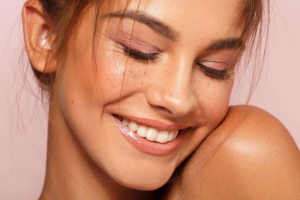 טיפוח השעון הביולוגי ו-AI: טרנדים בביוטי ל-2026