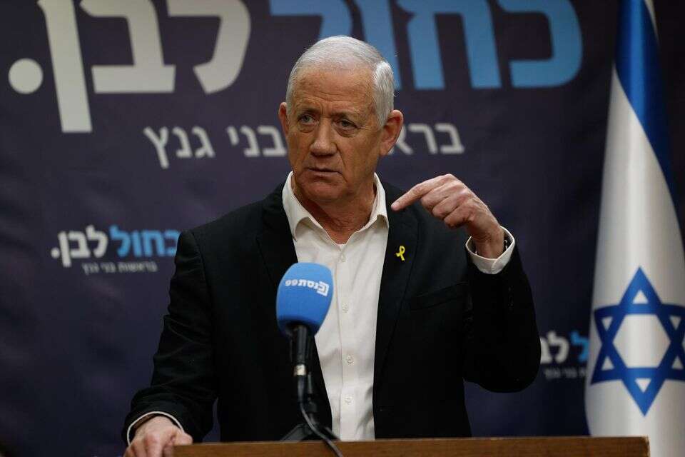 A new political essay? Benny Gantz's intriguing meeting